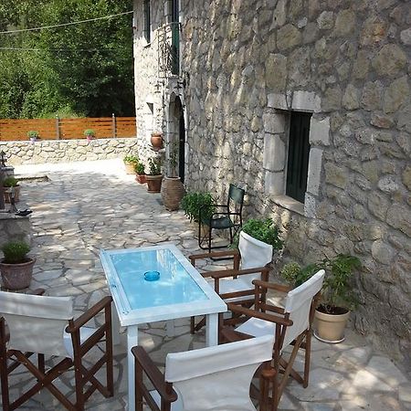 Gianna'S Villa Alexandros Exterior photo